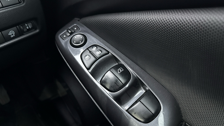 Nissan Juke 1.0 DiG-T Acenta 5dr Petrol Hatchback